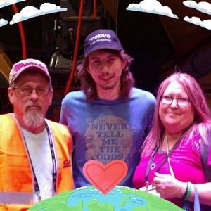 Meet your Posher, Lurri